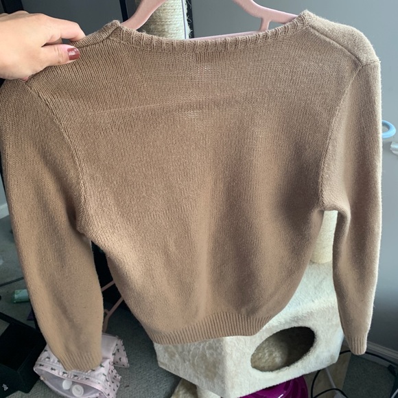 sweater - Picture 2 of 2